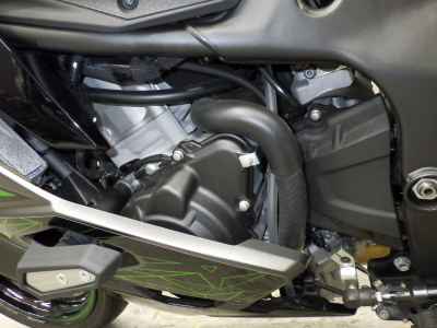 Kawasaki Ninja ZX-25R 2023