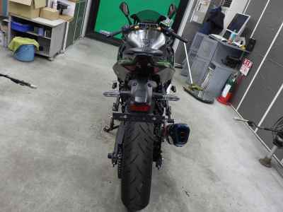 Kawasaki Ninja ZX-25R 2023