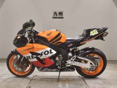Honda CBR1000RR 2005