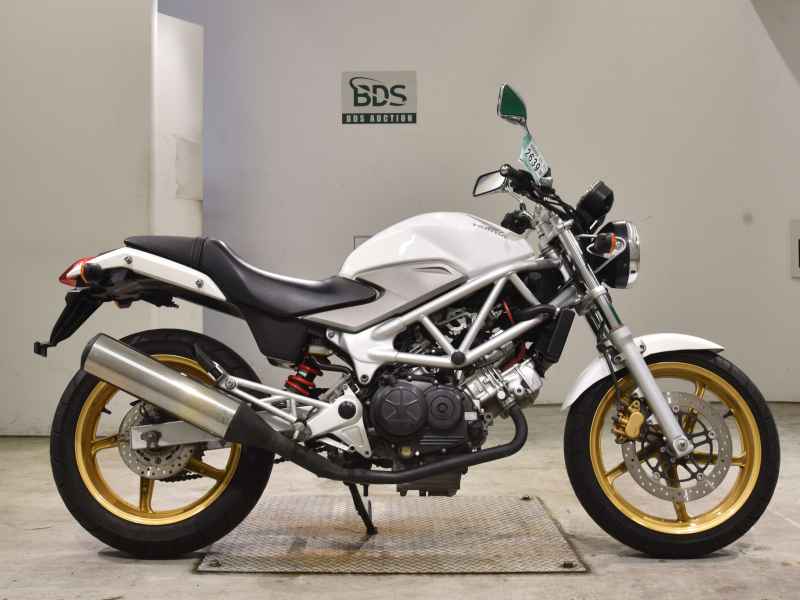 Honda VTR250 2009