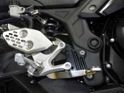 Yamaha YZF-R25 2020