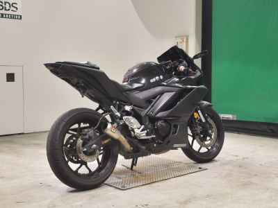 Yamaha YZF-R25 2020