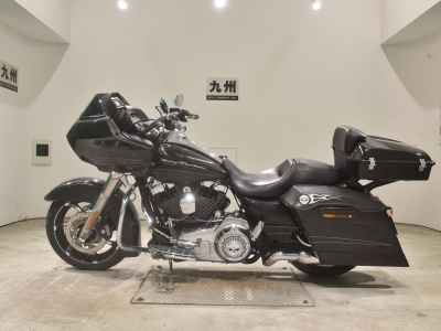 Harley-Davidson Road Glide FLTRX103 2011