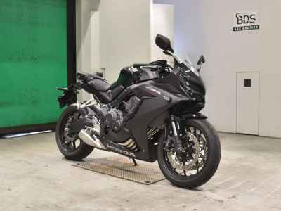 Honda CB650R 2025