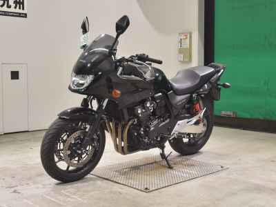 Honda CB400 Super Boldor 2023