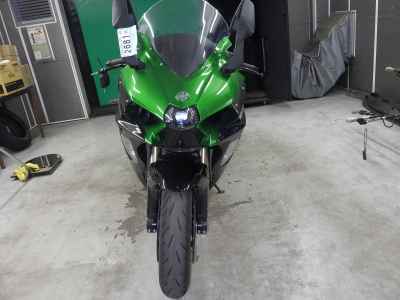 Kawasaki Ninja H2 SX 2024