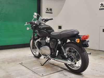 Triumph Bonneville T120 2024
