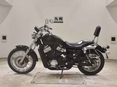 Honda Shadow 400 RS 2011