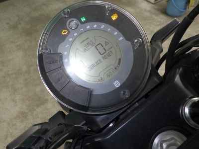 Husqvarna Svartpilen 250 2022