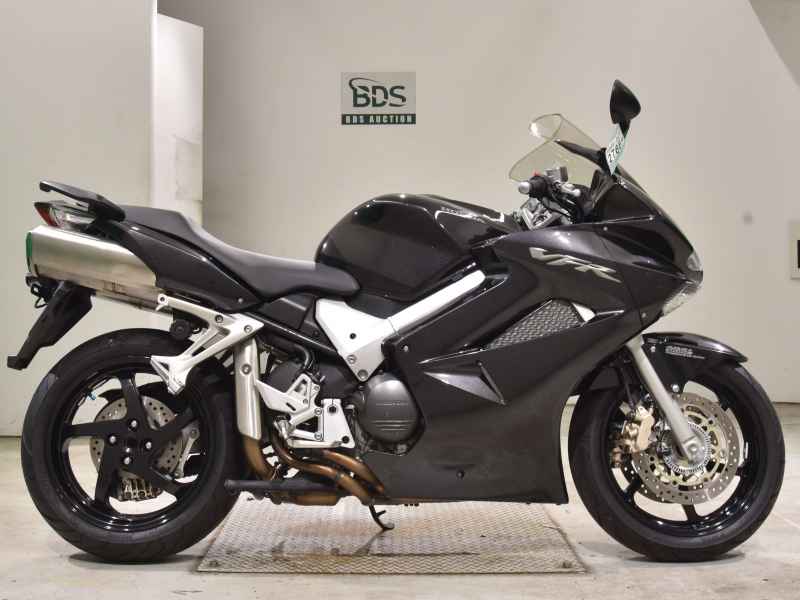 Honda VFR800 2006
