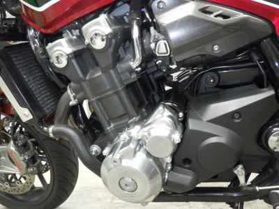 Honda CB1300SF 2022