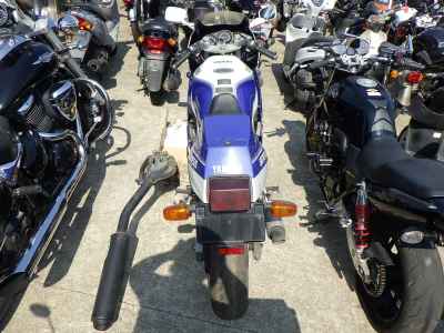 Yamaha FZR400 1987