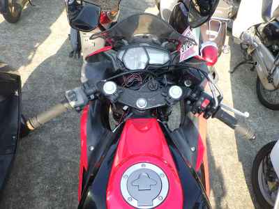 Yamaha YZF-R25 2015