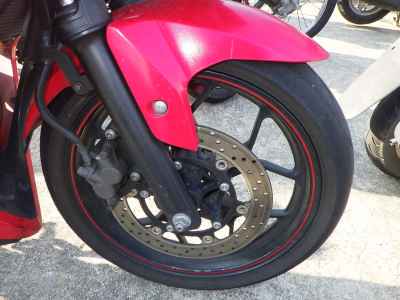 Yamaha YZF-R25 2015