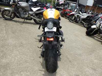 Yamaha XSR700 2022