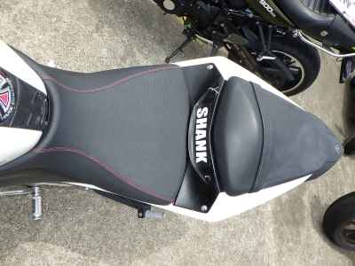 Yamaha YZF-R25 2015