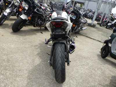 Yamaha YZF-R25 2015