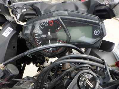 Yamaha YZF-R25 2015