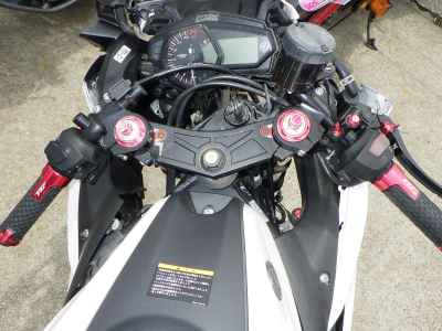 Yamaha YZF-R25 2015