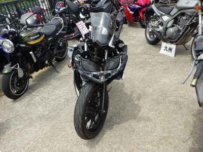 Yamaha YZF-R25 2015