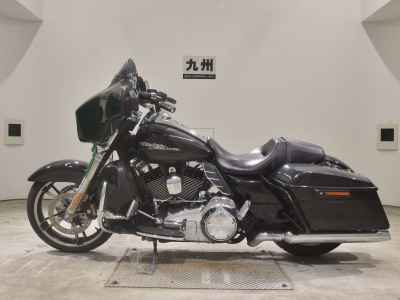 Harley-Davidson Street Glide FLHX103 2013