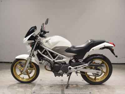 Honda VTR250 2009