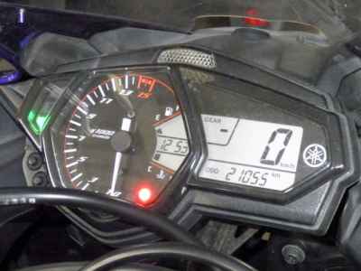 Yamaha YZF-R25 2015
