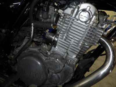 Yamaha SR400 2018