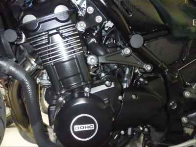 Kawasaki Z900RS 2024