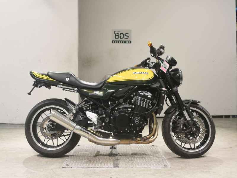 Kawasaki Z900RS 2024
