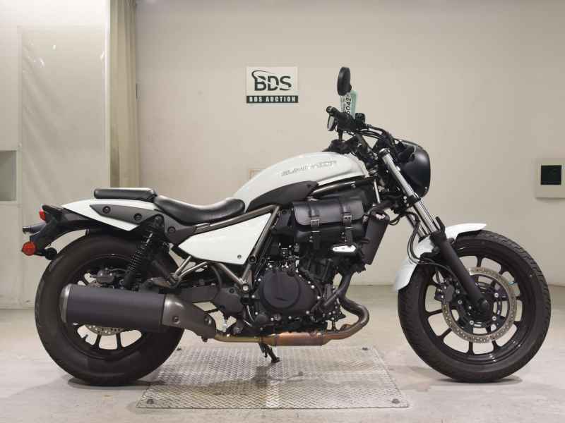 Kawasaki Eliminator 400 2023