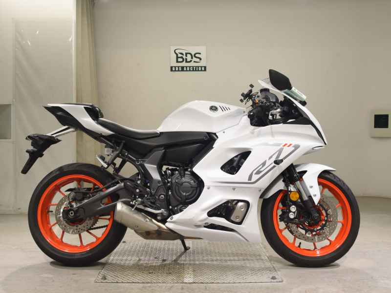 Yamaha YZF-R7 2023