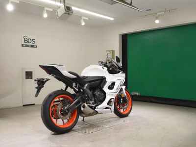 Yamaha YZF-R7 2023