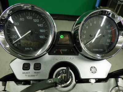 Yamaha XJR1300 2002