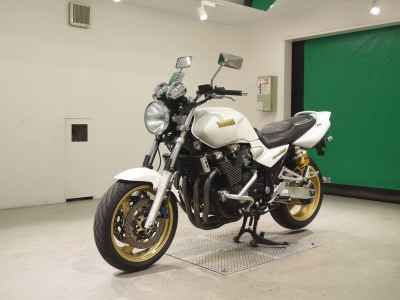 Yamaha XJR1300 2002