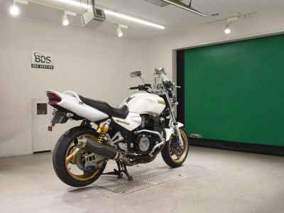 Yamaha XJR1300 2002