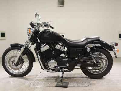 Honda Shadow 400 RS 2015