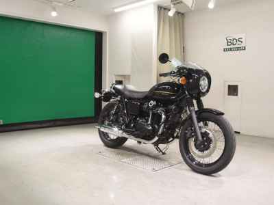 Kawasaki W800 2022