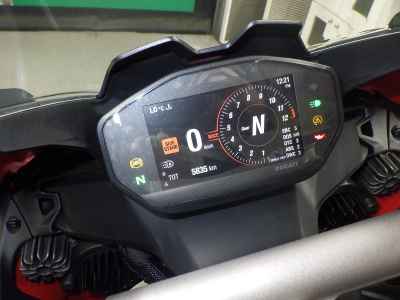 Ducati Panigale V2 2021