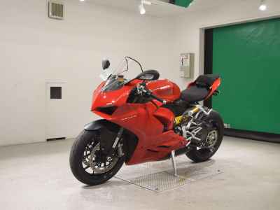 Ducati Panigale V2 2021