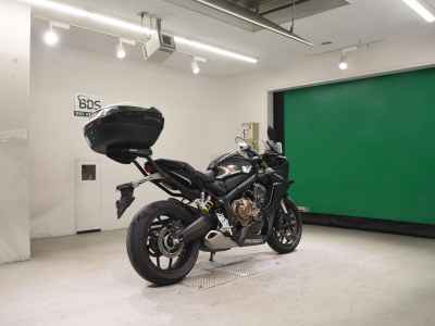 Honda CB650R 2022