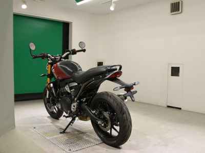 Triumph Speed 400 2024