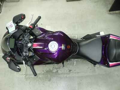 Yamaha YZF-R25 2023