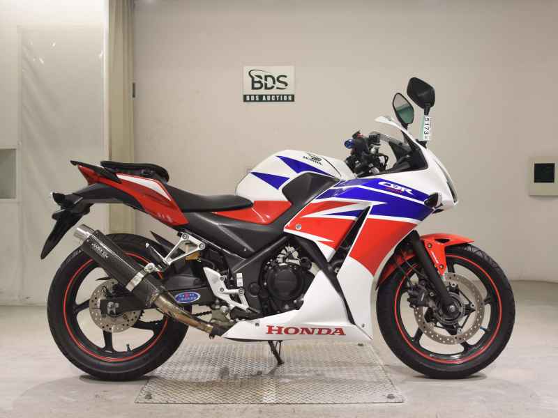 Honda CBR250R 2015