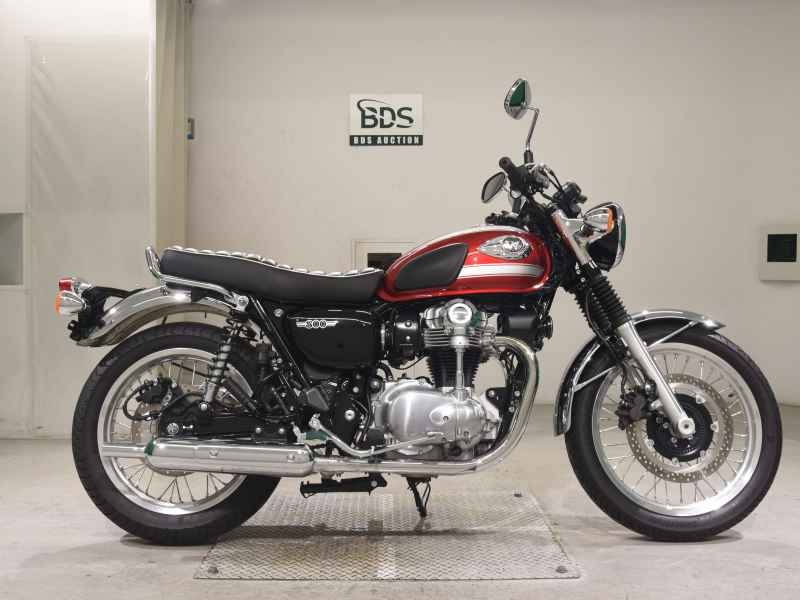 Kawasaki W800 2022