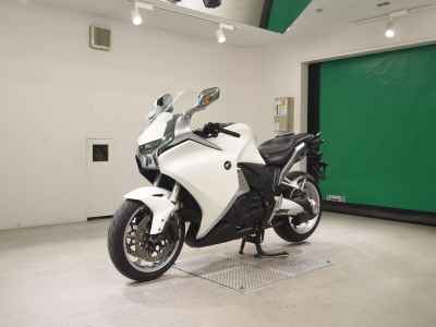 Yamaha SR400 2019