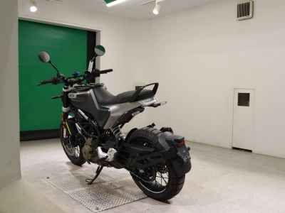 Husqvarna Svartpilen 401 2022