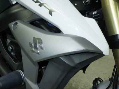 Suzuki GSR750 2013