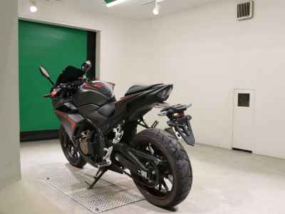 Honda CBR400R 2020