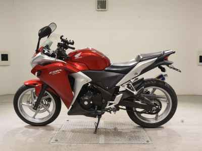 Honda CBR250R 2011